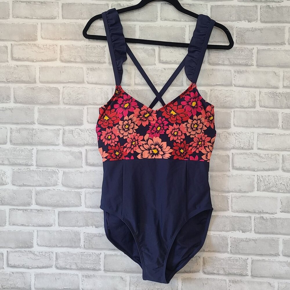 Downeast One Piece Swimsuit Modest Floral Ruffle NEW Small Beach Soft Cup